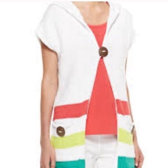 NWOT White Hoodie Sweater Knit Top